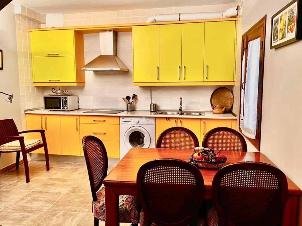 Casa Rural "Calle Real" En La Vera บีญานวยบา เด ลาเบรา ภายนอก รูปภาพ